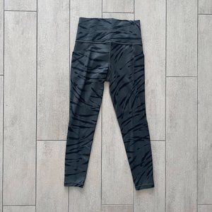 Athleta 7/8 Leggings
